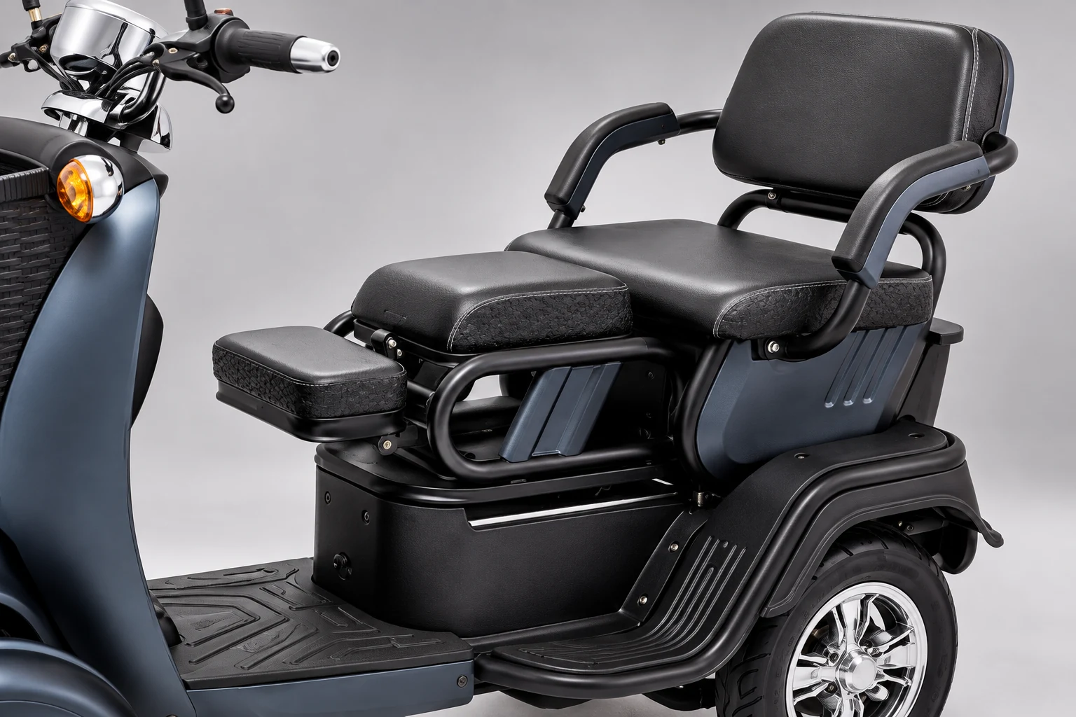 Four-Wheel Electric Mobility Scooter — Product detail image 7